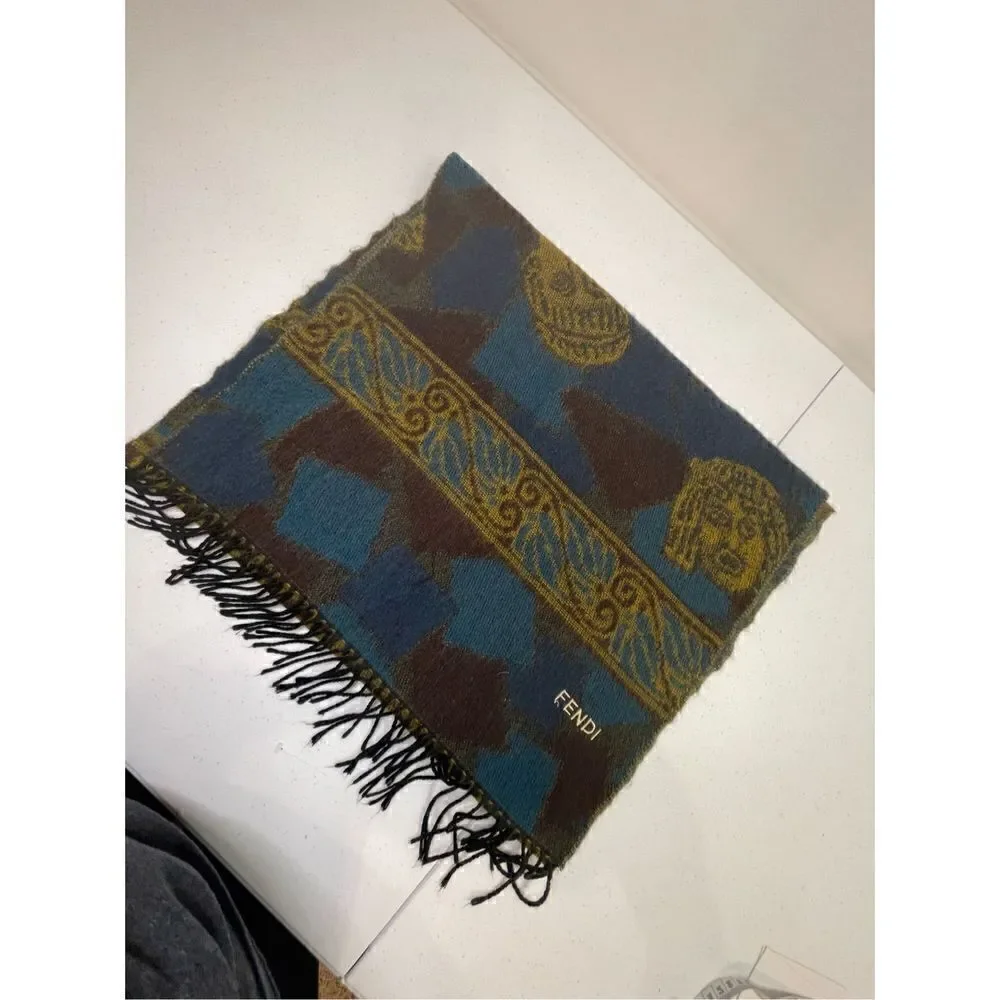 Vintage Fendi scarf Roman heads
